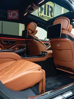 Mercedes-Benz S-Class Maybach